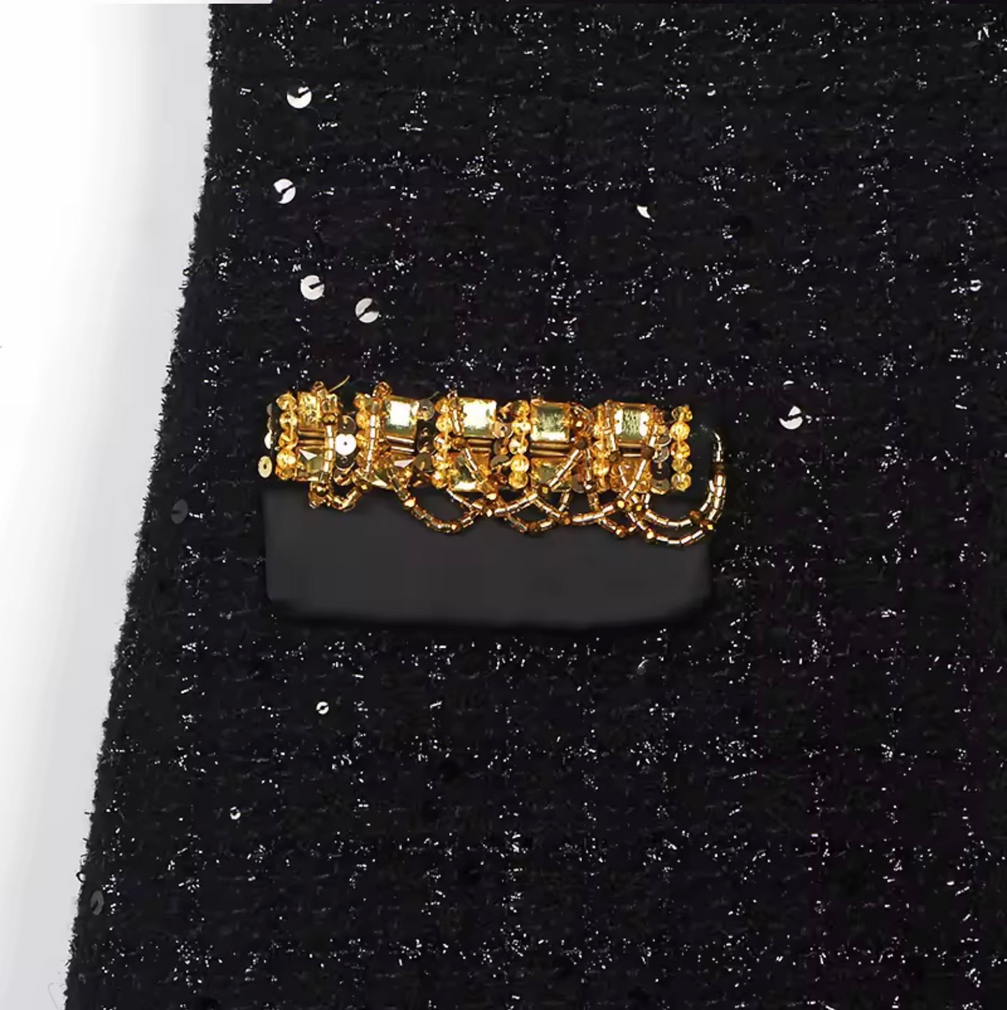 “Luxury Black Tweed Skirt Set – Elegant Two-Piece with Gold Chain Detail”