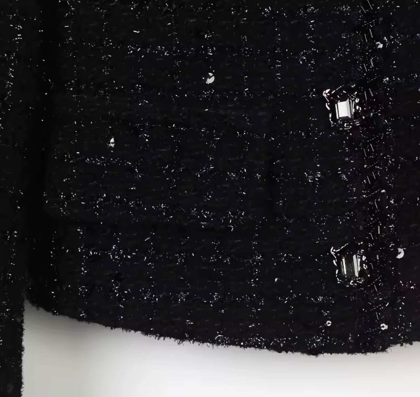 Elegant Black Sequin Tweed Jacket – Luxury Single-Breasted Blazer with Round Neck