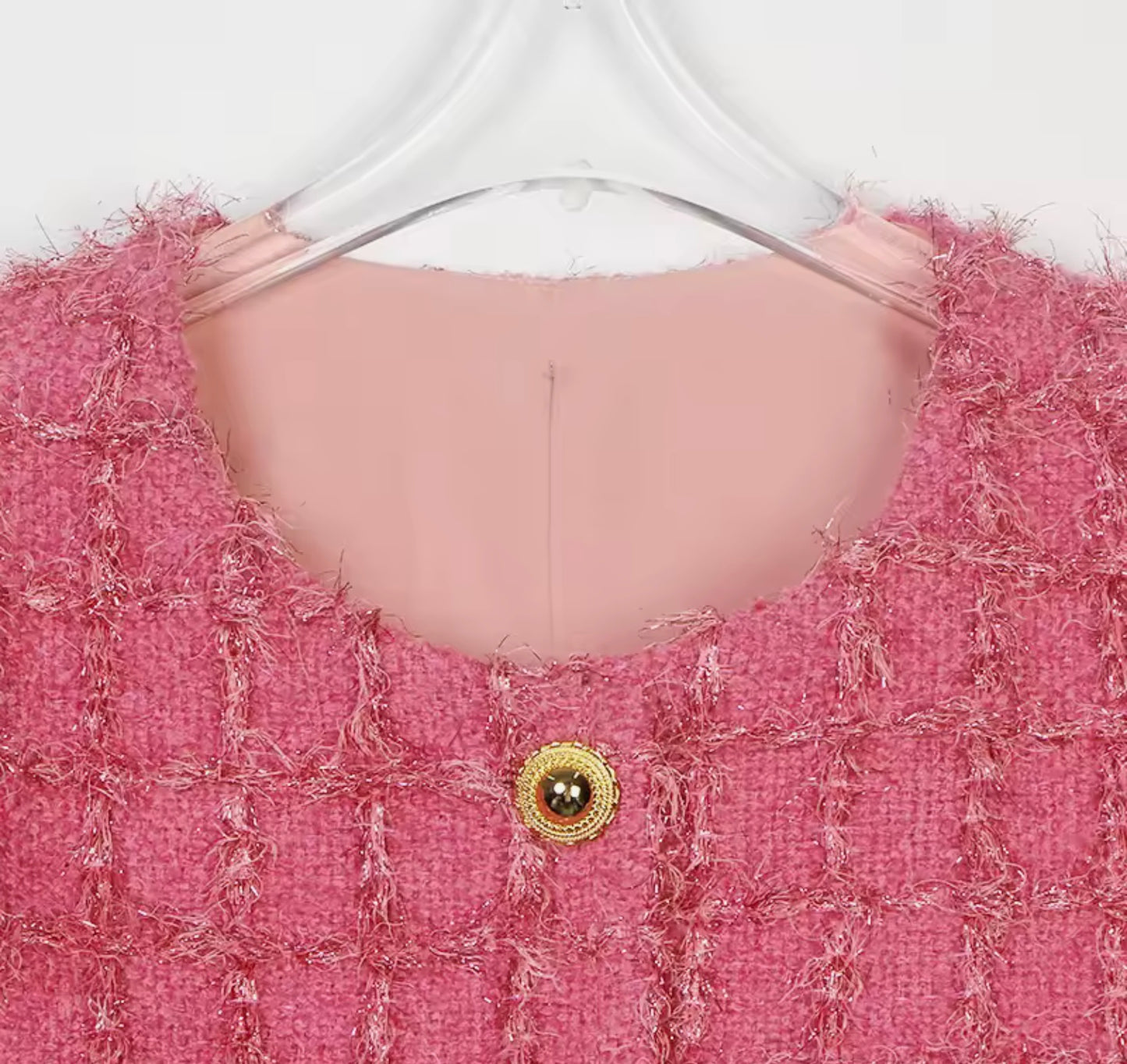 Luxury Pink Tweed Jacket – Women’s Round Neck Single-Breasted Blazer with Gold Buttons | Elegant Celebrity-Inspired Fashion